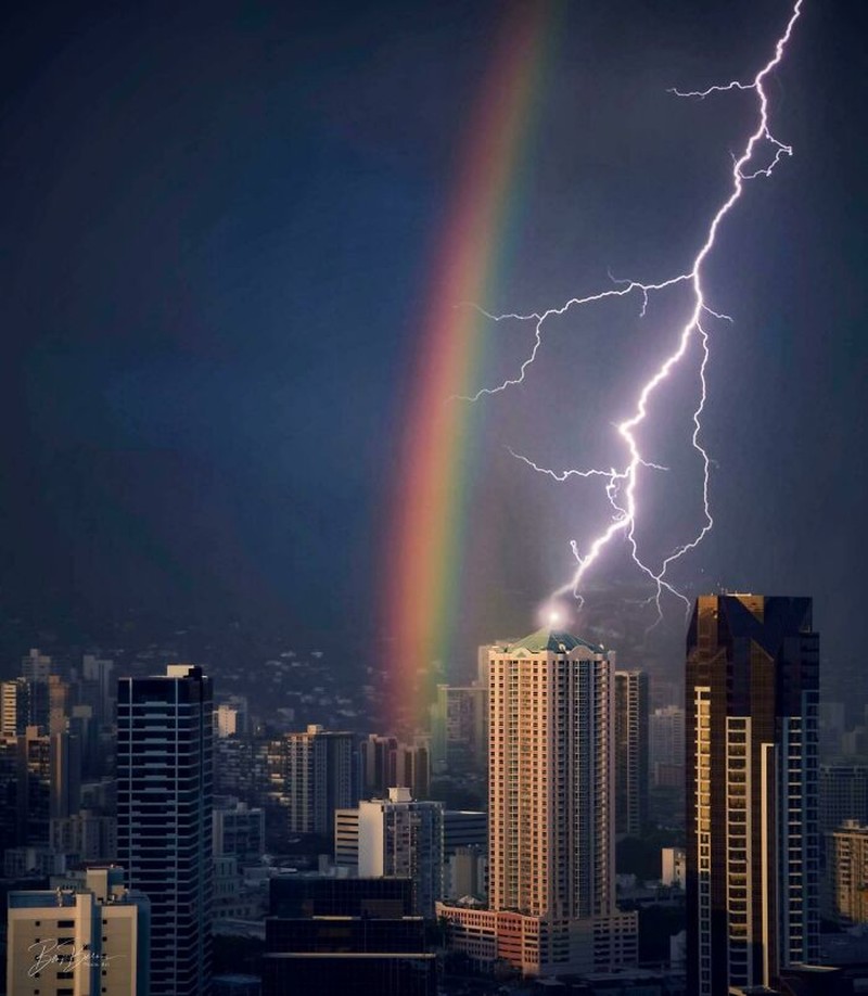 Foto badai menakutkan