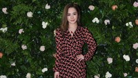 Meski begitu kehidupan asmaranya tak berjalan mulus, apalagi usai bercerai dari Michael Lai pada 2020 lalu. Dok. Instagram