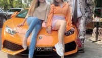 Tak hanya tempat-tempat mewah, Hotman Paris juga tak gengsi ketika harus makan di warung sederhana. Seperti pada momennya bersama aspri Gabryllia Manopo. Foto: Instagram