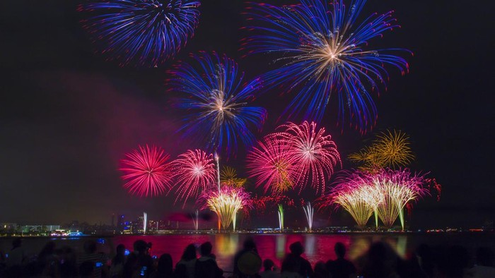 Ini Dia Festival Kembang Api Paling Megah di Jepang Ini Dia Festival Kembang Api Paling Megah di Jepang