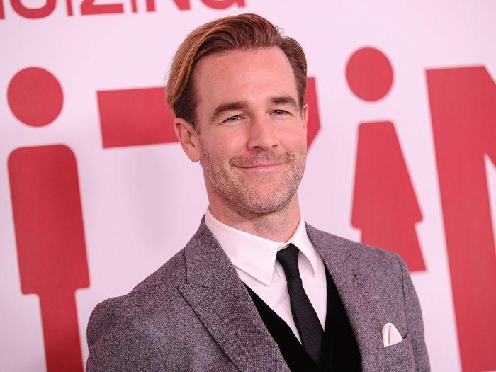 WESTWOOD, CA - DECEMBER 18:  Actor James Van Der Beek attends the premiere of Downsizing at Regency Village Theatre on December 18, 2017 in Westwood, California.  (Photo by Jason LaVeris/FilmMagic)