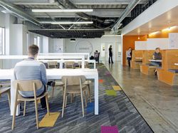 Mengintip Markas Besar Facebook yang Bikin Karyawan Betah