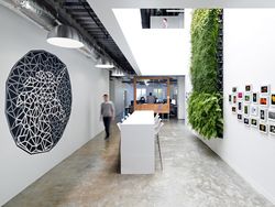 Mengintip Markas Besar Facebook yang Bikin Karyawan Betah