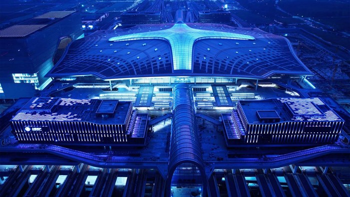 China memiliki stasiun kereta cepat baru yang terletak di Hangzhou barat. Stasiun ini terlihat indah saat dilihat dari angkasa.