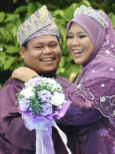Kisah suami setia viral di media sosial, rutin menemani sang istri dirawat di rumah sakit selama 12 tahun, bikin kagum warganet.