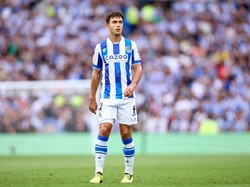 Pertama yakni Martin Zubimendi. Pemain kelahiran 1999 itu menjadi andalan Real Sociedad di lini tengah sejak 2020. Ia dinilai akan menjadi bintang masa depan Timnas Spanyol. Klausul pelepasannya sebesar 60 juta Euro. Foto: Getty Images/Quality Sport Images