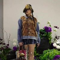 Sebelum melangkahkan kaki di London Fashion Week, Shahnaz sudah terlebih dulu membangun karier di Tanah Air. Di bawah naungan I-vy Model Managements, model 27 tahun ini pernah tampil untuk desainer ternama seperti Toton dan 2Madison Avenue. (Foto: Instagram/@shahnaz.indira)