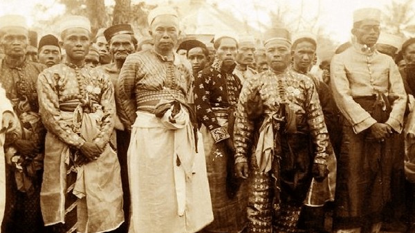 Mengenal 13 Gelar Bangsawan Suku Bugis dan Makassar, Mulai Andi hingga Daeng