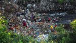 Potret Kerasnya Hidup Pemburu Rezeki di Bukit Sampah Bangladesh