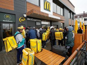 Potret McDonalds di Ukraina Buka Kembali, Pertama Kali Sejak Invasi Rusia