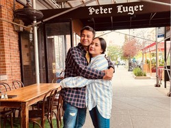 7 Foto Raffi & Nagita Slavina Pamer Kemesraan di Amerika, Bak Pasangan Baru