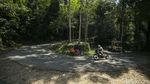 Sensasi Berkendara di Tikungan Tajam Bukit Vandering