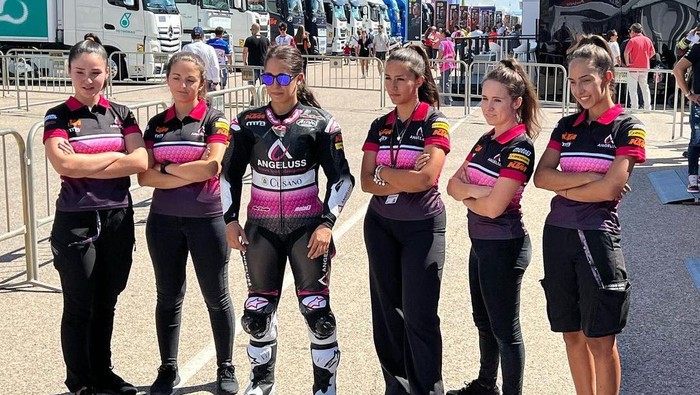 Tim balap wanita di Moto3