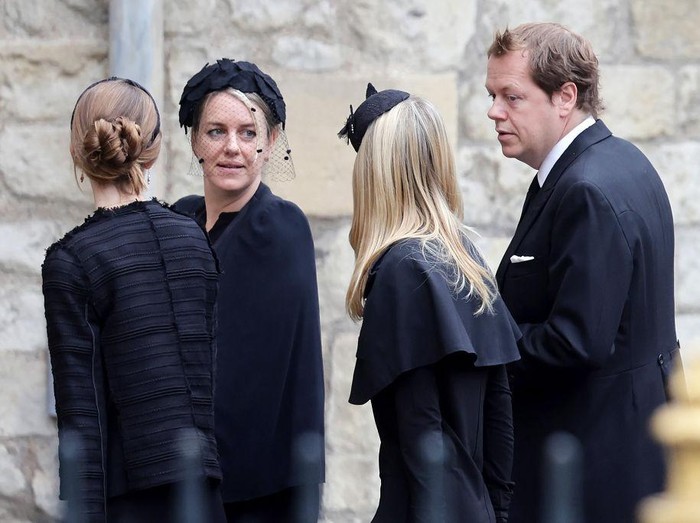 LONDON, ENGLAND - SEPTEMBER 19: Children of the Queen Consort, Laura Lopes and Tom Parker Bowles arrive with their family at Westminster Abbey ahead of The State funeral of Queen Elizabeth II on September 19, 2022 in London, England. Elizabeth Alexandra Mary Windsor was born in Bruton Street, Mayfair, London on 21 April 1926. She married Prince Philip in 1947 and ascended the throne of the United Kingdom and Commonwealth on 6 February 1952 after the death of her Father, King George VI. Queen Elizabeth II died at Balmoral Castle in Scotland on September 8, 2022, and is succeeded by her eldest son, King Charles III.  (Photo by Chris Jackson/Getty Images)