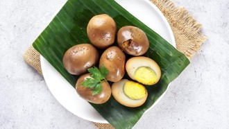 Resep Telur Bacem yang Cokelat Pekat, Enak Buat Lauk!
