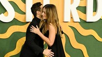 Keduanya tampak senang bertemu satu sama lain. (Foto: Getty Images/Kate Green)
