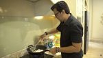 Mewah Banget! Dapur Andre Taulany Ini Berlapis Emas 22 Karat