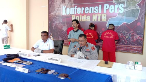 Dua sejoli dibekuk saat nyabu bareng di kos wilayah Kota Mataram, NTB, Kamis (22/9/2022).