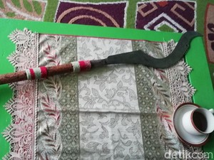 Senjata Pak Sakera Bukan Celurit Tapi Monteng