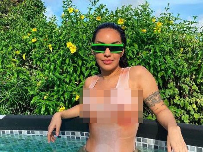 Kamila Almeida Kamila Almeida