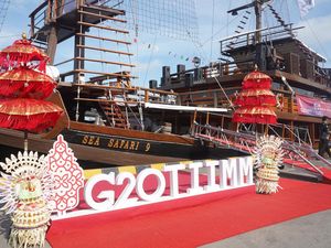 Sambut Menteri G20, Mendag Gelar Jamuan Makan Malam di Kapal Pinisi