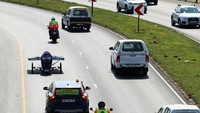 Johannesburg ke Cape Town akan mencakup lima provinsi dan 18 kota. Dalam perjalannnya, kendaraan tenaga matahari ini dikawal kendaraan lainnya.