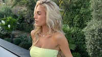 Perubahan itu tetap membuat Maria Guardiola terlihat cantik. Foto: Instagram Maria Guardiola