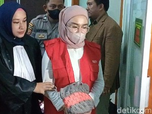 Yang Bakal Dilakukan Medina Zein Usai Bebas dari Penjara