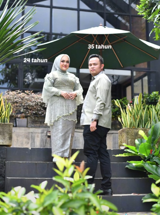 Wanita yang berusia 24 tahun ini menggelar acara lamaran pada 11 September 2022. Reda menuturkan keputusan menikah dengan kakak iparnya sudah mendapatkan restu dari keluarga.Ini memang awalnya dimusyawarahkan oleh keluarga besar, tapi sifatnya tidak memaksa, kami boleh menentukan pilihan kami untuk turun ranjang atau tidak, jelasnya. Foto: Dok. TikTok @incessshhhh.