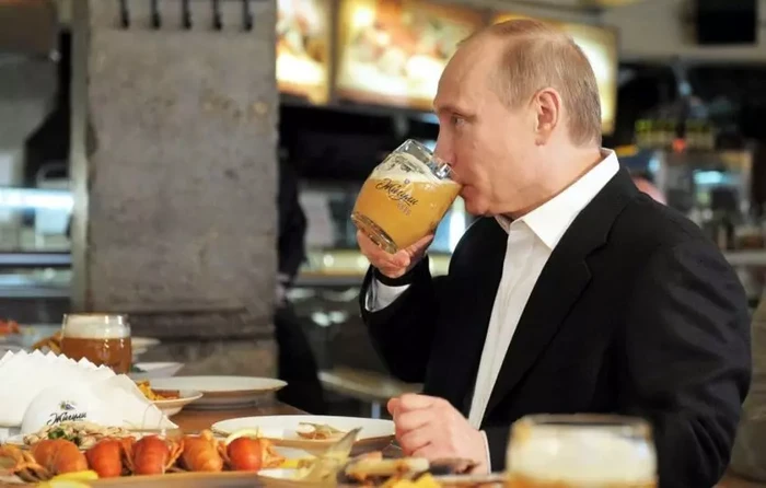 Doyan Porsi Besar! Ini 7 Kebiasan Makan Vladimir Putin yang Unik