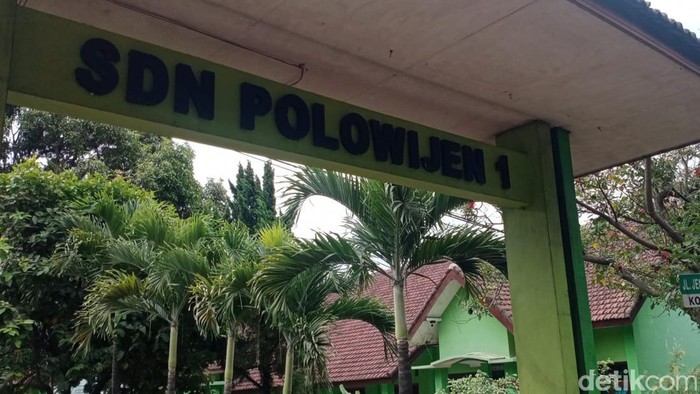 Siswa SDN Polowijen 1 Kota Malang jadi korban pemalakan di angkot dan viral