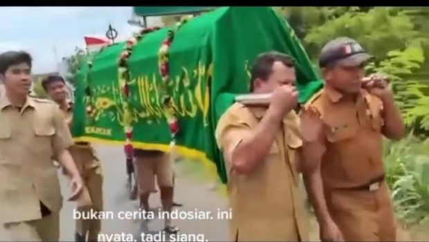 Viral jenazah diantar perangkat desa di Kediri