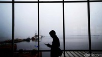 Dengan kapal cepat, penumpang bisa ke pulau seribu hanya 3 jam saja.