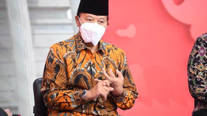 Wakil Ketua MPR RI Hidayat Nur Wahid (HNW)