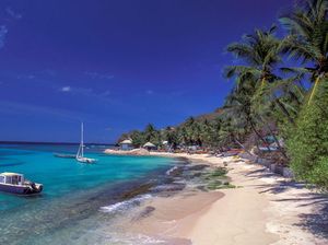Punya Pantai Terindah, Ini Pulau Favorit Keluarga Kerajaan Inggris