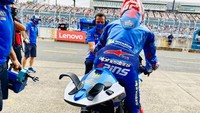 Duh! Ban Motor Alex Rins Bocor di MotoGP Jepang, Kok Bisa?