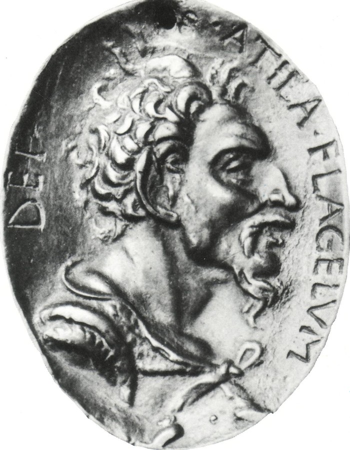 Attila the Hun dalam medali perak.