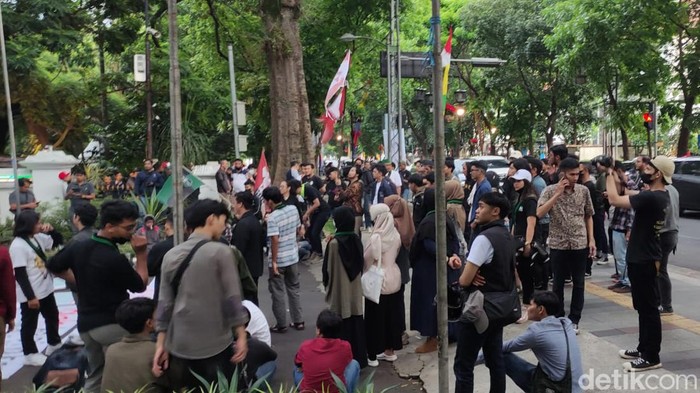 Demo mahasiswa di Bandung.