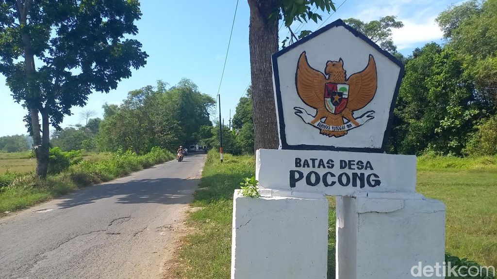 Namanya Desa Pocong, Angker atau Enggak Ya?