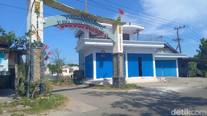 Di Bangkalan ada sebuah desa yang namanya kerap mencuri perhatian. Namanya Desa Pocong.