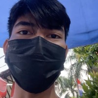 Melalui akun Instagramnya Dimas terlihat membagikan momen-momen dirinya kembali berjualan bakso. Dalam salah satu video terlihat Dimas bersama rekannya berjualan bakso di pinggir jalan. Foto: Instagram/@dimas_baam