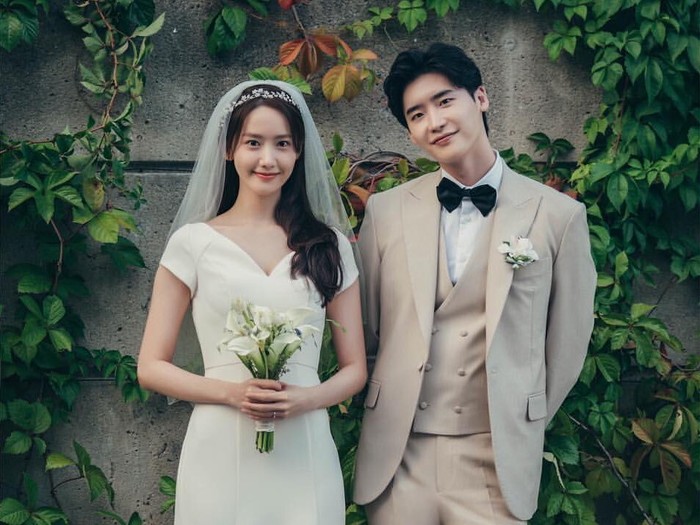 Foto nikah pasangan drama Korea Big Mouth