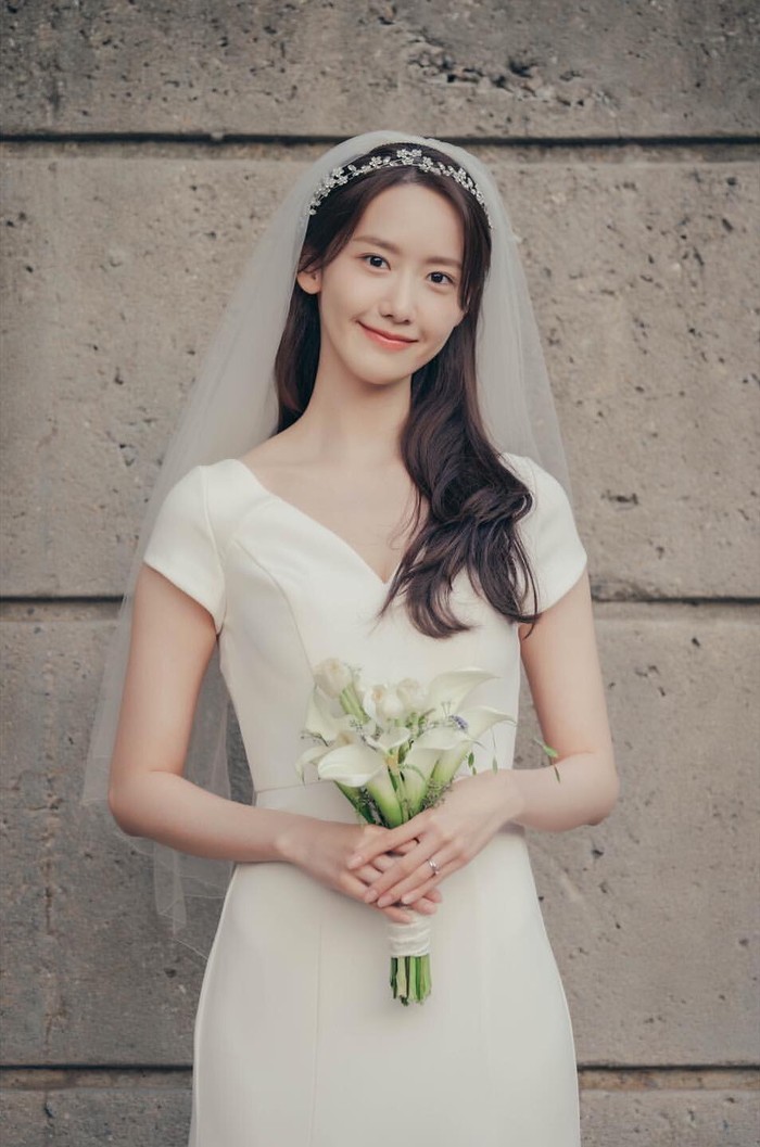 Foto nikah pasangan drama Korea Big Mouth Foto nikah pasangan drama Korea Big Mouth