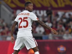 Koeman: Wijnaldum Gagal Gabung Barcelona karena Laporta