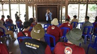 Mantan General Manager, Hartono, ANTAM Tbk turut hadir pada acara IKAGEO ITNY ini Untuk Berbagi Ilmu Geologi. Ada beberapa hal yang disampaikan Hartono untuk menjadi bekal bagi para mahasiswa dan alumni.
