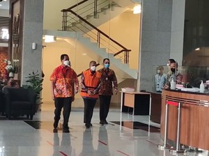 Hakim Agung Sudrajad Dimyati Diberhentikan Sementara Usai Ditahan KPK