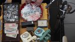 Melihat Barang-barang Antik di Indonesia Vintage Festival