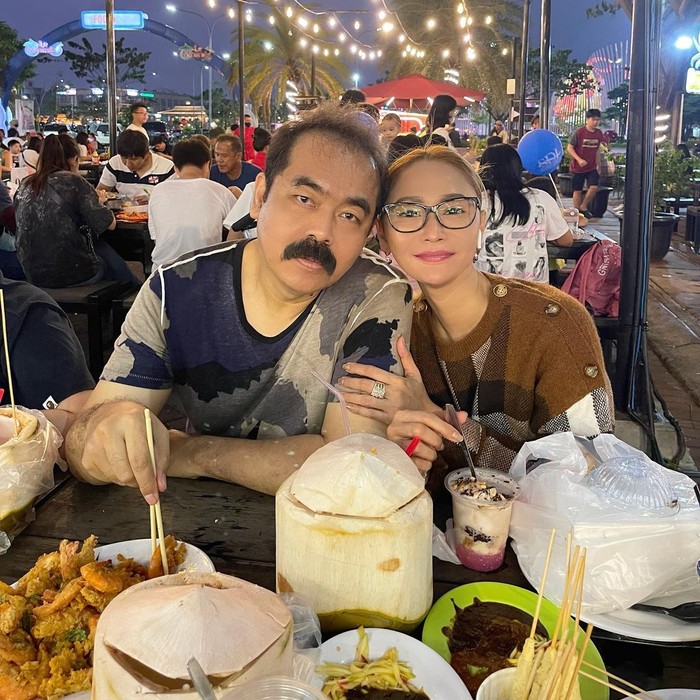 Inul Daratista dan Adam Suseno