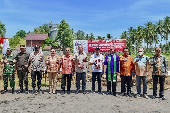Kemenkop UKM Akan Bangun RPB Olahan Kelapa di Minahasa Selatan