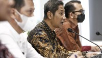 Mukti Fajar mengatakan kasus ini menjadi perhatian bagi KY. 